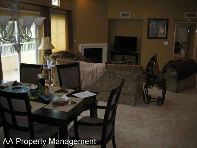 Building Photo - 2 br, 2.5 bath House - 4294 Tradewinds Drive