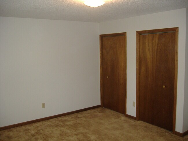 Foto del edificio - 619 Johns Creek Rd