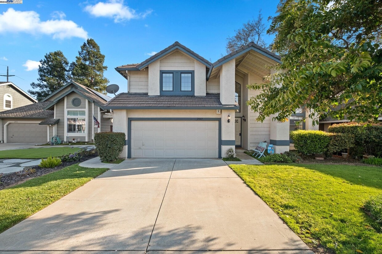 Primary Photo - 2947 Liberty Dr