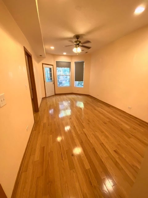 Building Photo - 5052 N Winthrop Ave