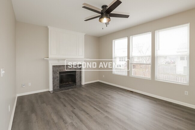 Foto del edificio - 7816 N Lister Ave