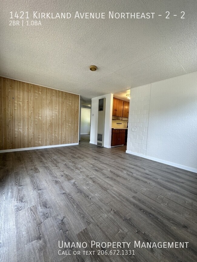 Building Photo - 1421 Kirkland Ave NE