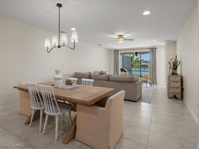 Foto del edificio - 14799 Edgewater Cir