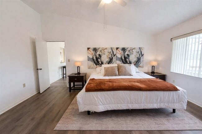 Building Photo - 138 Valentino Ct