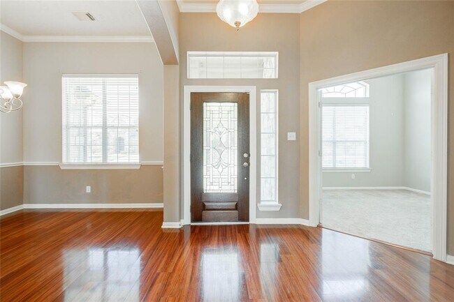 Building Photo - 21502 Lozar Dr