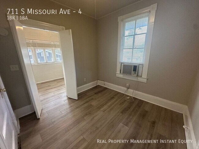 Foto del edificio - 711 S Missouri Ave