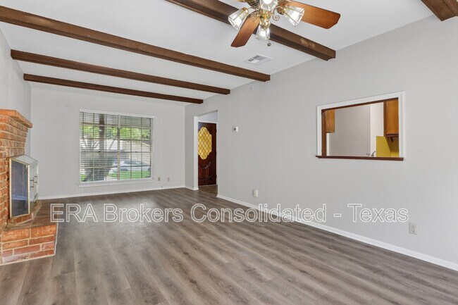 Foto del edificio - 14301 Brook Hollow Blvd