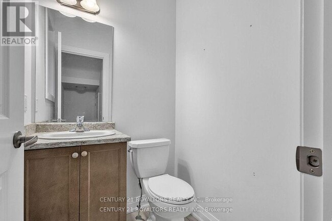 Photo du bâtiment - 1287 Upper Thames Dr