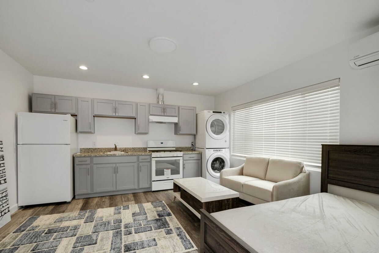 Foto principal - 550 Hathway Ave