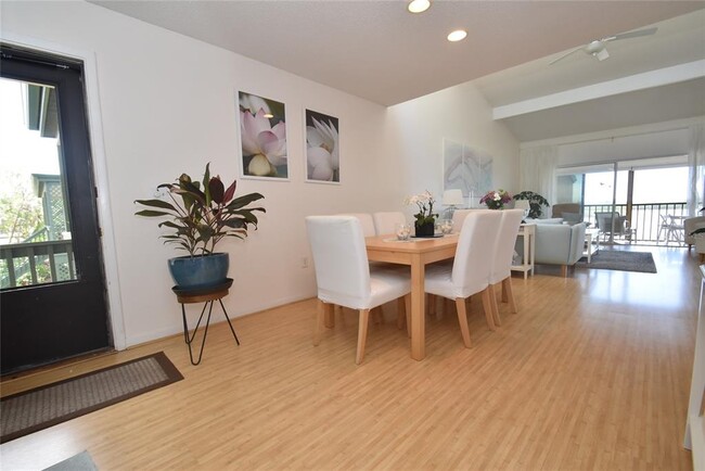 Foto del edificio - 1512 Pelican Point Dr