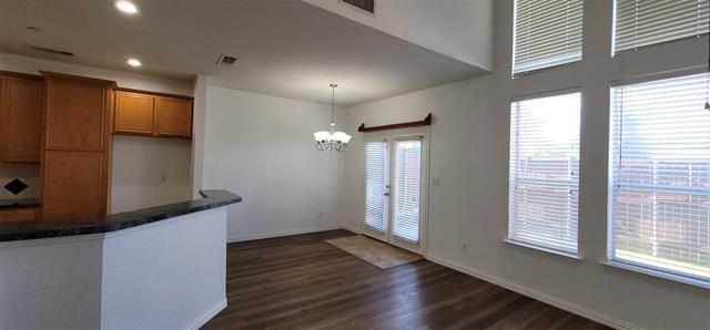 Foto del edificio - 909 Avondale Ln