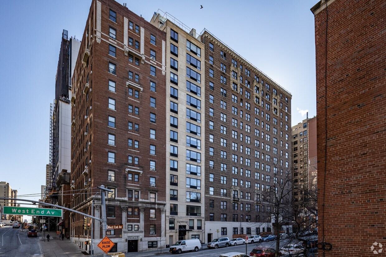 Foto principal - 732 West End Ave