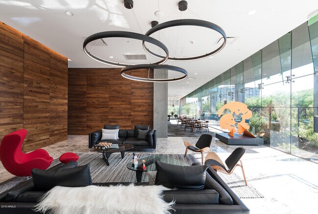 Foto del edificio - 7120 E Kierland Blvd