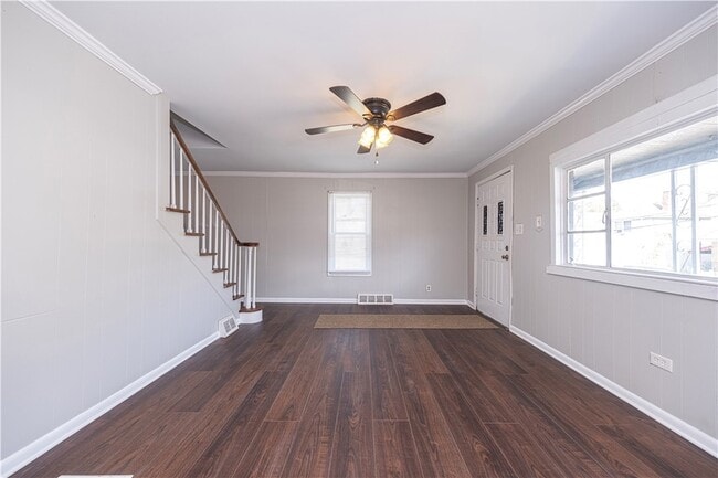 Building Photo - 741 Griffith St