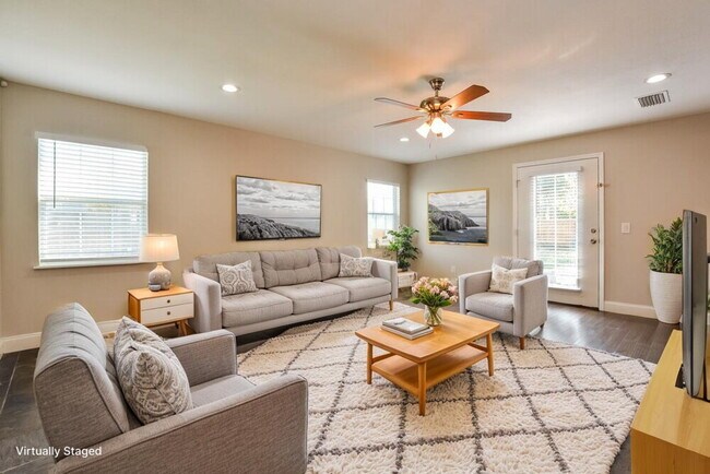 Building Photo - 9744 Heatherwood Ct