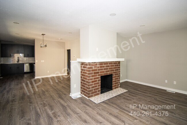 Building Photo - Beautiful 3-Bedroom Home in Cleveland Heig...
