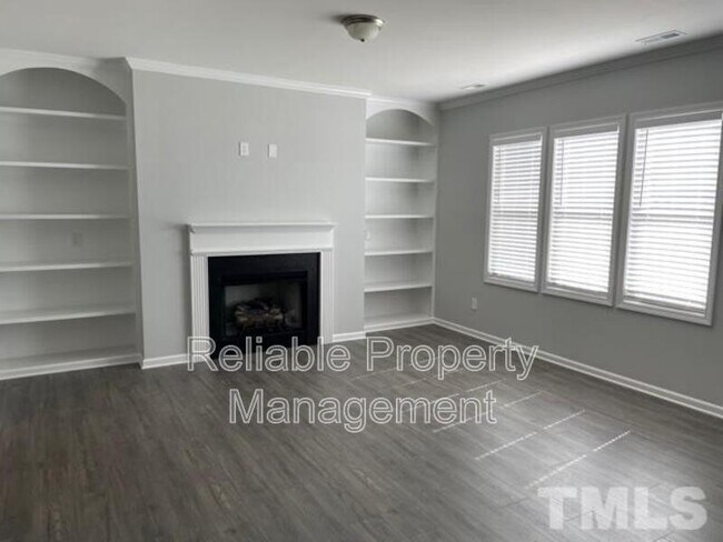 Building Photo - 23 Bluejack Ct