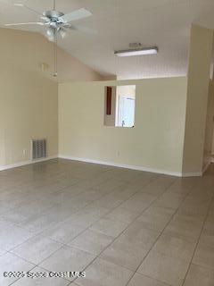 Foto del edificio - 470 Vin Rose Cir SE
