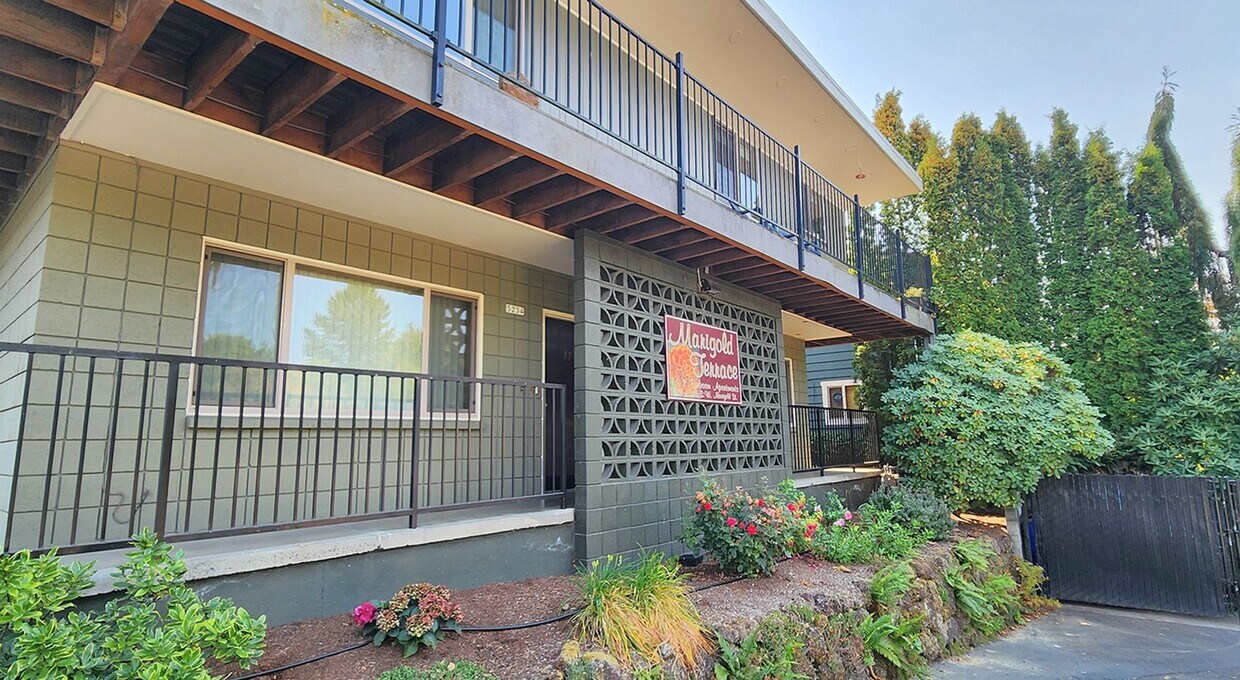 Foto principal - 3200-3236 SW Marigold St