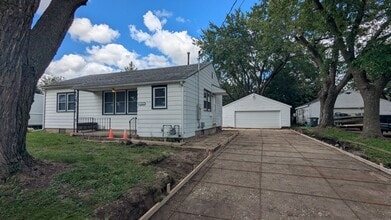 Building Photo - 1132 Virginia St