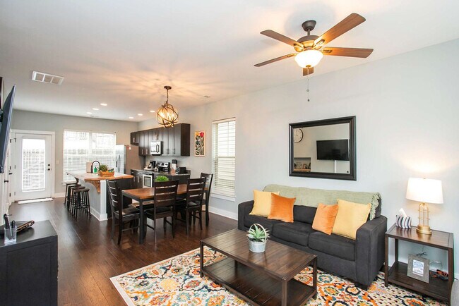 Foto del edificio - 1106B Stratford Ave