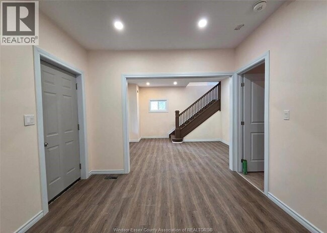 Building Photo - 3284 Baby St