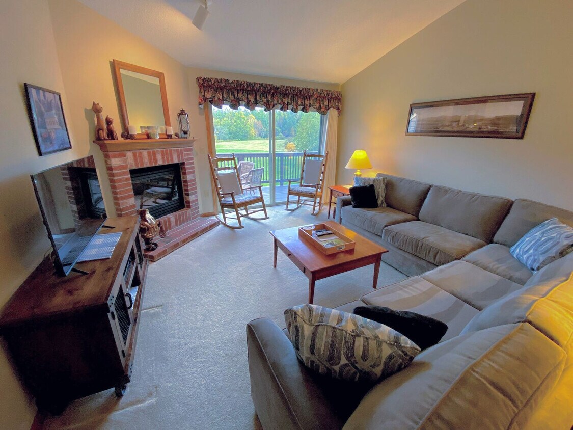 Foto principal - 51 Stickney Cir