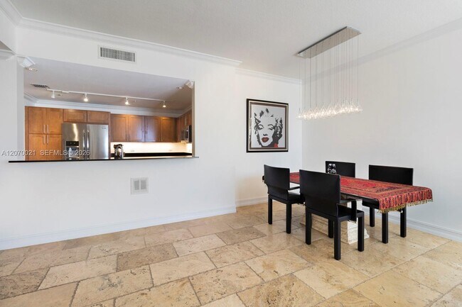 Building Photo - 8395 SW 73rd Ave