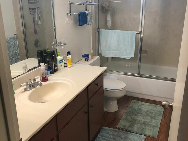 Foto del edificio - 1022 Linden St