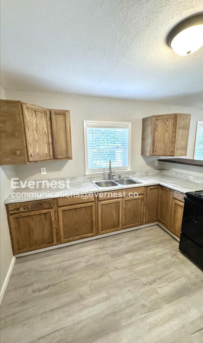 Foto del edificio - 117 H St NW