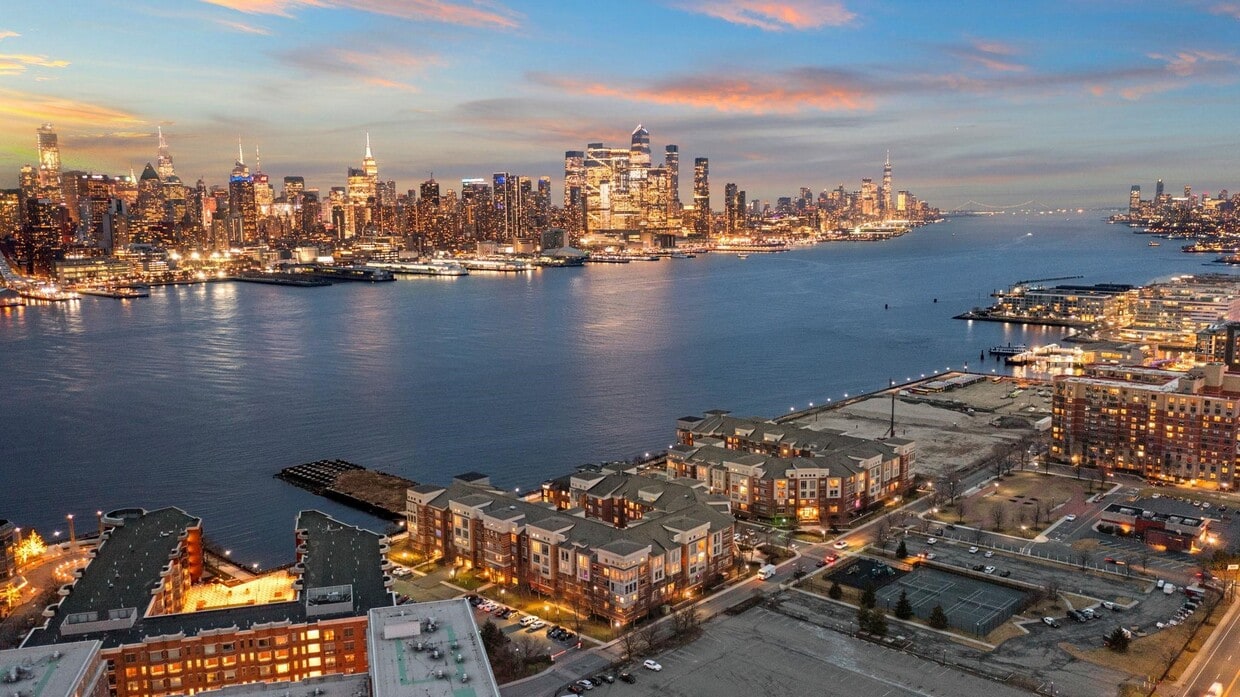 Primary Photo - 26 Ave at Port Imperial