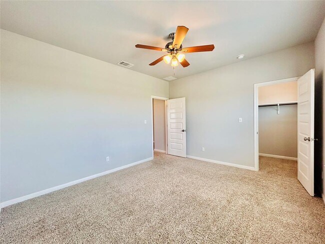Building Photo - 1156 Capra Ln
