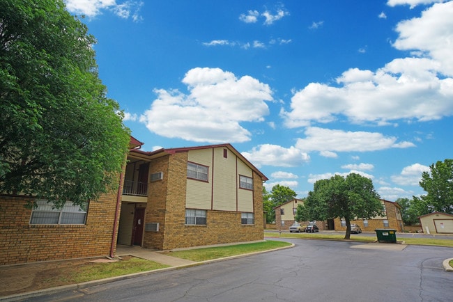 Building Photo - Sherwood Pointe Apartments
