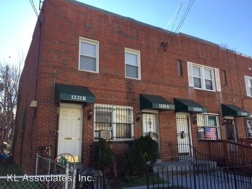 Primary Photo - 1331 T St SE