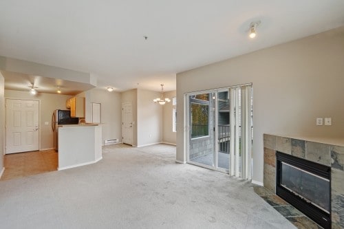 Building Photo - Seatac Condo!!! - 2 bedrooms