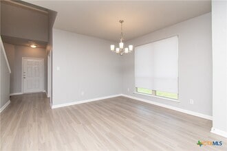 Building Photo - 3209 Shawlands Rd