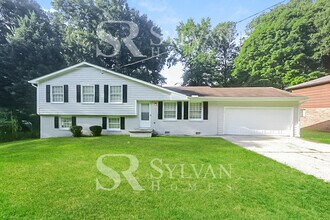 Building Photo - 2665 Shade Dr