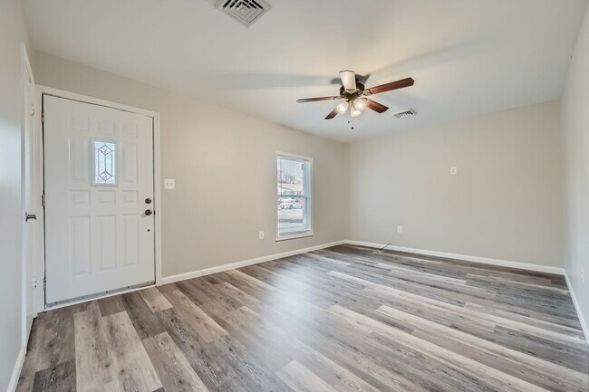 Foto del edificio - 601 Boxelder Dr