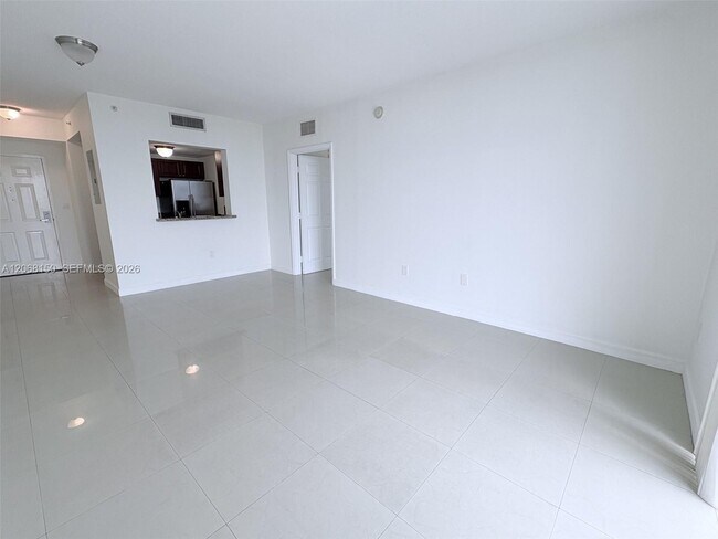 Foto del edificio - 2600 SW 27th Ave