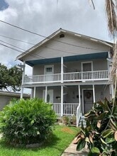 Building Photo - 8941 Jeannette St