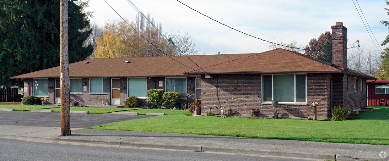 Building Photo - 122 15th St SW