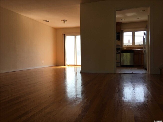 Foto del edificio - 51 Syosset Cir