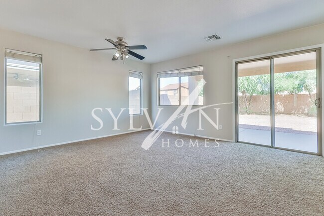 Foto del edificio - Welcome to this sweet 3BR 3BA home