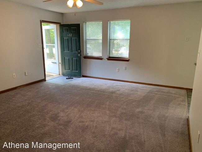 Building Photo - 2 br, 1 bath House - 122 Amanda Ct.