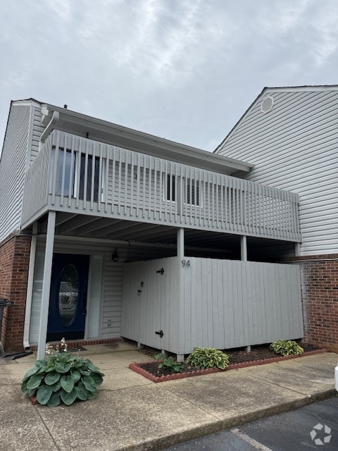 Building Photo - 94 Topsail Ct