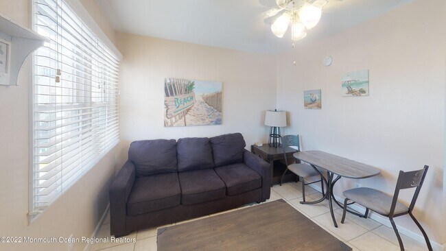 Foto del edificio - 2204 Grand Central Ave