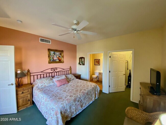 Building Photo - 16545 E Gunsight Dr