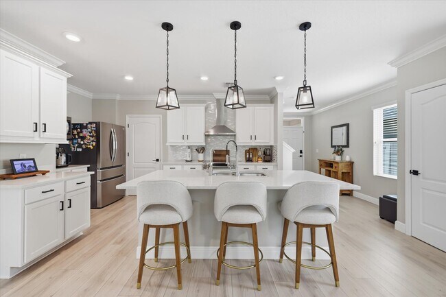 Foto del edificio - 10519 Whispering Hammock Dr