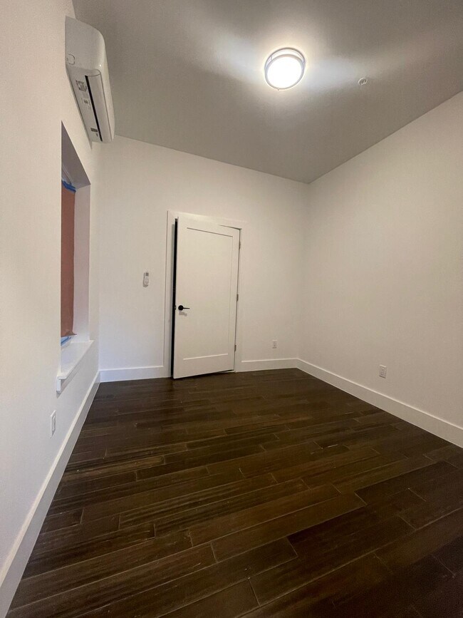 Unit 102 - 664 Ocean Ave
