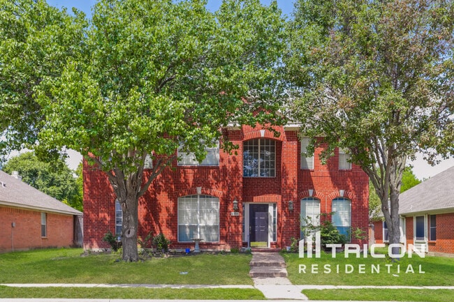 Building Photo - 5108 Highlands Dr